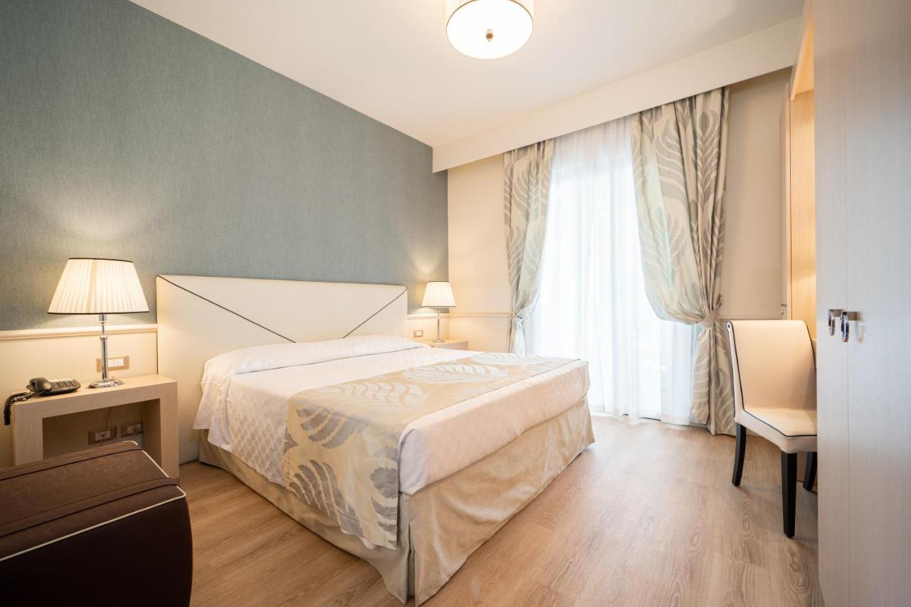 Hotel Ariston Molino Buja 4*